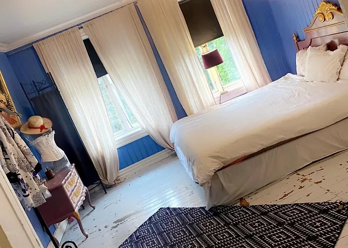 Skien Villa וילה *